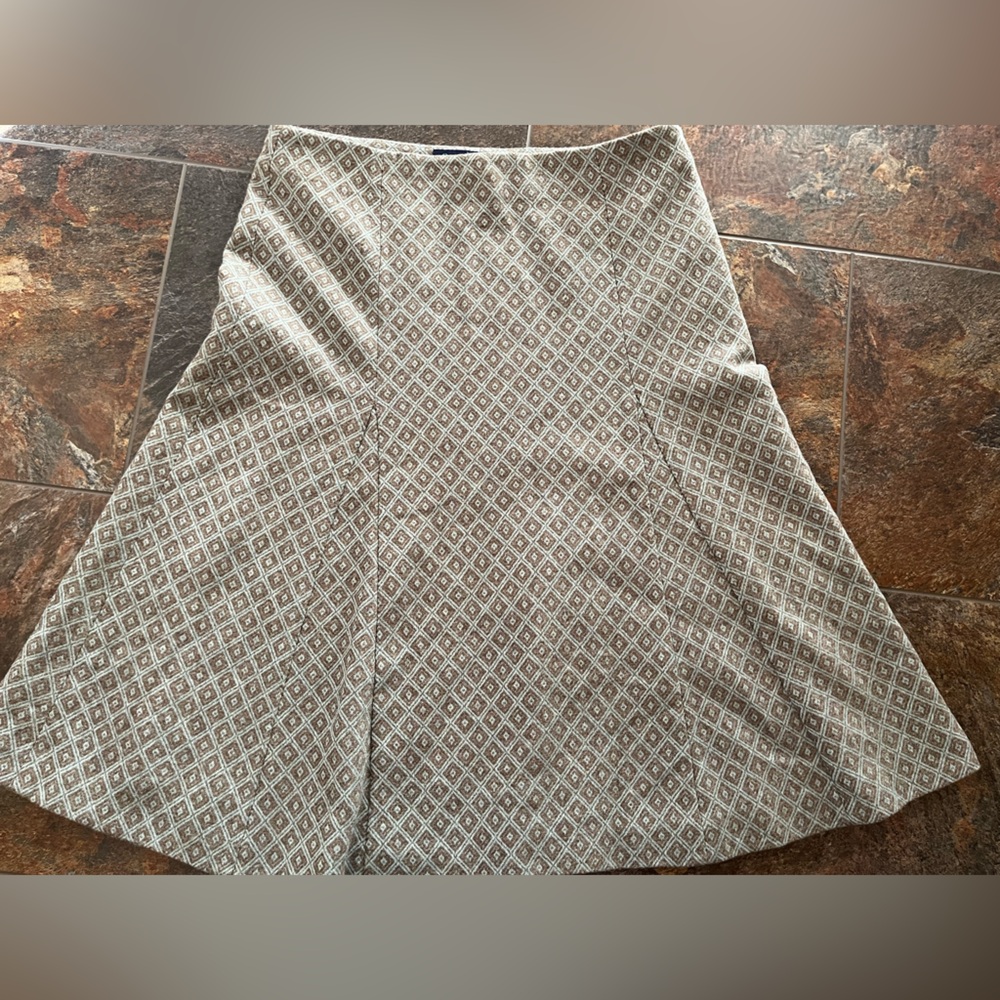 Boden A-Line Skirt in Gray Diamond Pattern - Picture 13 of 16
